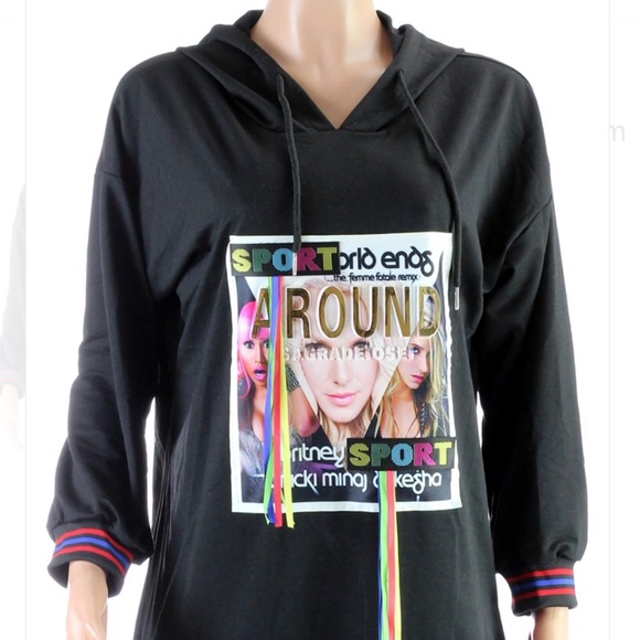 Tops - Graphic Hoodie Sweater